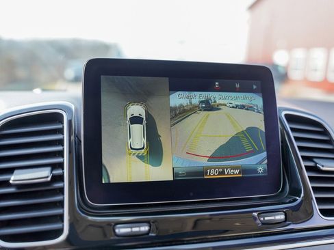 Used 2016 Mercedes-Benz GLE 300d 4MATIC image 21