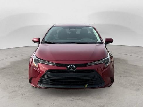 Used 2024 Toyota Corolla LE FWD image 2