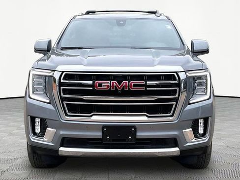 Used 2021 GMC Yukon XL SLT w/ SLT Luxury Plus Package image 2