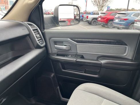 Used 2019 RAM 2500 Big Horn image 29