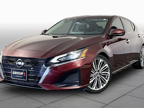 Certified 2023 Nissan Altima 2.5 SL FWD image 2