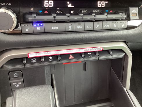 Used 2024 Toyota Tundra Limited w/ TRD Off-Road Package AWD/4WD image 17