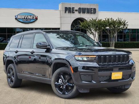 Certified 2023 Jeep Grand Cherokee L Laredo AWD/4WD image 1