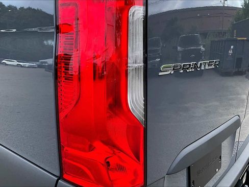 New 2025 Mercedes-Benz Sprinter 2500 image 6