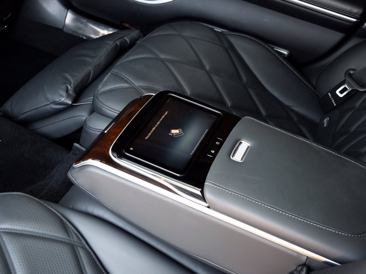 Used 2024 Mercedes-Benz Maybach S 580 4MATIC image 24