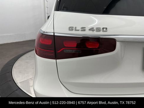 Certified 2026 Mercedes-Benz GLS 450 4MATIC image 10