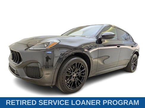 Used 2025 Maserati Grecale Modena AWD/4WD image 2