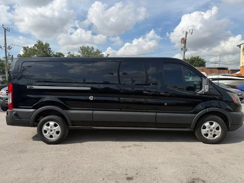 Used 2017 Ford Transit 250 148 Low Roof RWD image 4