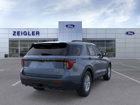 New 2026 Ford Explorer Active AWD/4WD image 8