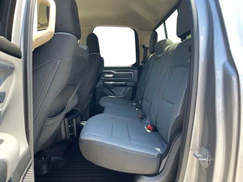 Used 2019 RAM 1500 Big Horn AWD/4WD image 17