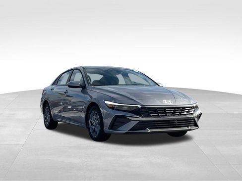 New 2026 Hyundai Elantra Blue image 1