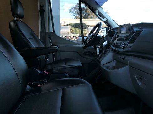 Used 2021 Ford Transit 250 Medium Roof image 31