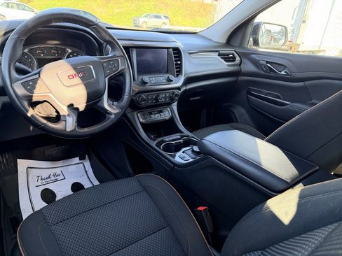 Used 2022 GMC Acadia AT4 image 33