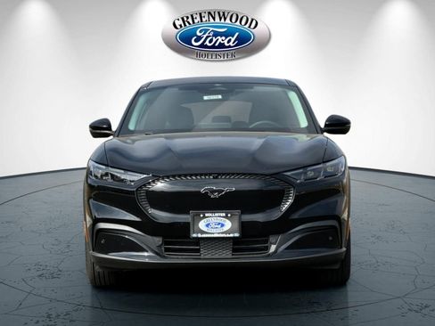 New 2025 Ford Mustang Mach-E Select w/ Interior Protection Package image 9