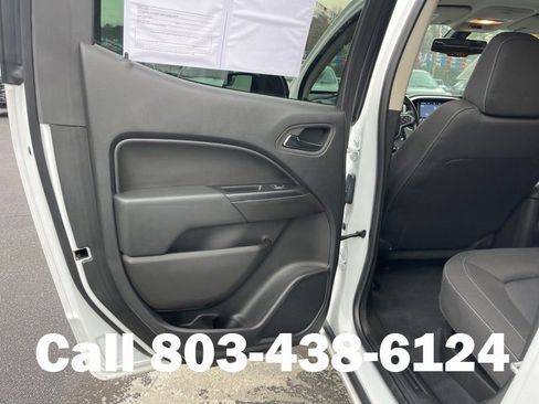 Used 2022 Chevrolet Colorado LT w/ LT Convenience Package image 10