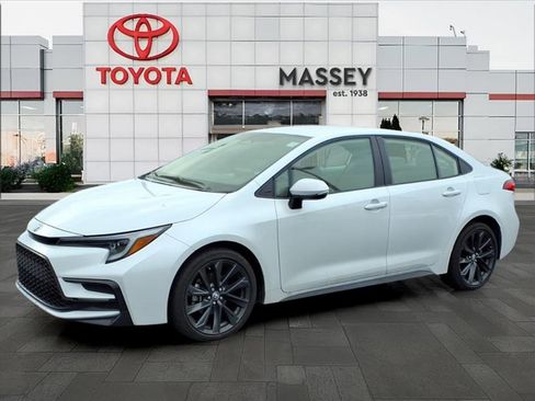 Used 2024 Toyota Corolla SE image 7