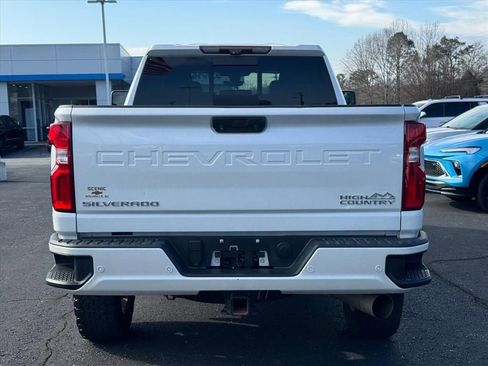 Used 2020 Chevrolet Silverado 2500 High Country w/ Z71 Off-Road Package image 4