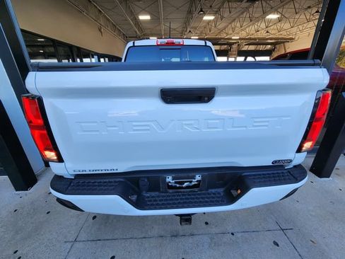 Used 2025 Chevrolet Colorado LT w/ LT Convenience Package RWD image 4