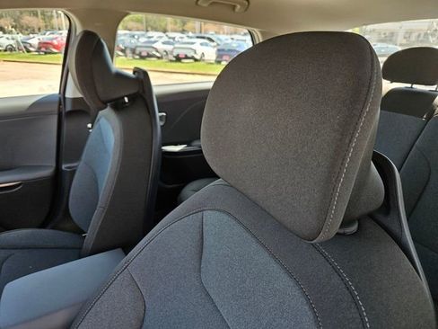 New 2026 Kia K4 LXS image 25