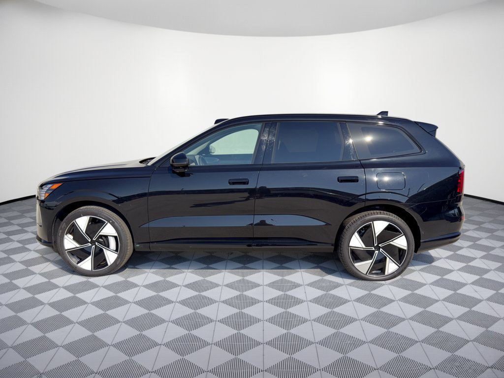 Certified 2025 Volvo EX90 Ultra AWD/4WD image 2