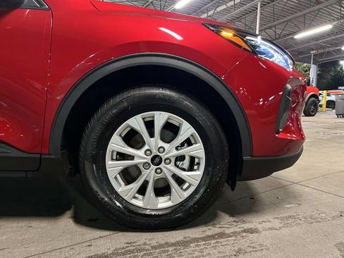 Used 2023 Ford Escape Active w/ Tech Pack #2 image 8