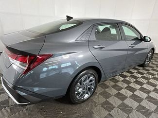 Certified 2024 Hyundai Elantra SEL FWD video 2