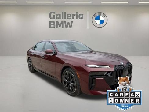 Used 2023 BMW 740i RWD image 4