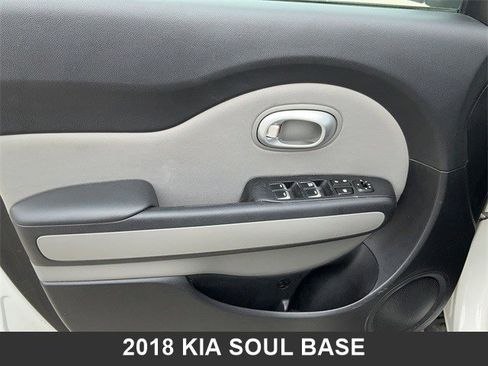Used 2018 Kia Soul image 10