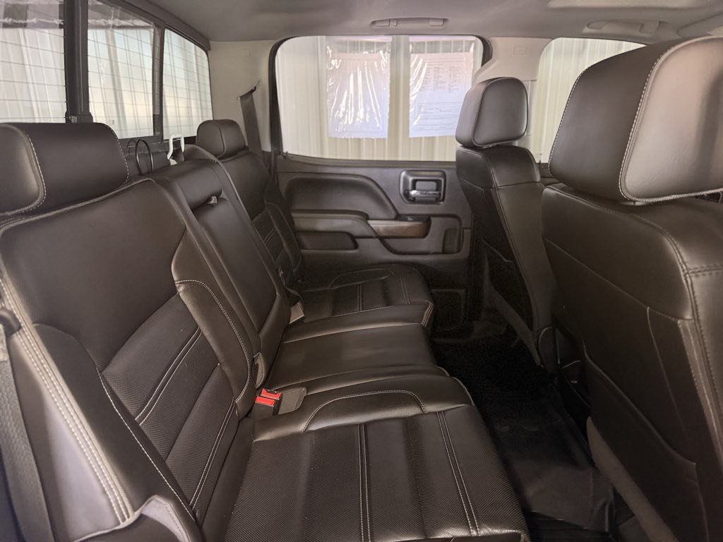 Used 2018 GMC Sierra 3500 Denali w/ Duramax Plus Package AWD/4WD image 31