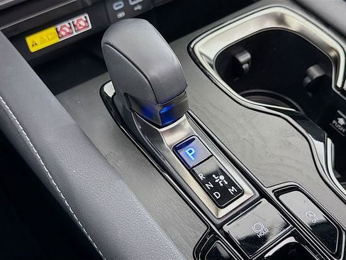 Certified 2025 Lexus RX 350 Premium w/ Accessory Package (Z1) image 17