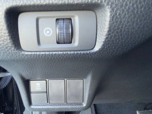 Used 2025 Honda Civic Sport image 29