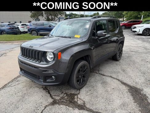 Used 2018 Jeep Renegade Altitude AWD/4WD image 1