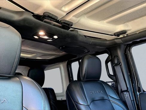 Used 2023 Jeep Wrangler Unlimited Sahara w/ Cold Weather Group AWD/4WD image 13