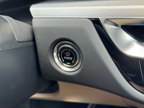 New 2025 Cadillac Lyriq Luxury image 28