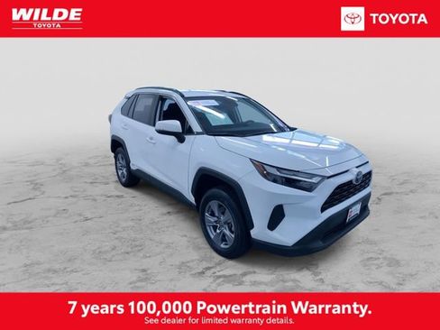 Certified 2025 Toyota RAV4 XLE AWD/4WD image 3