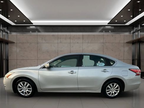 Used 2015 Nissan Altima 2.5 S w/ Power Driver Seat Package image 22