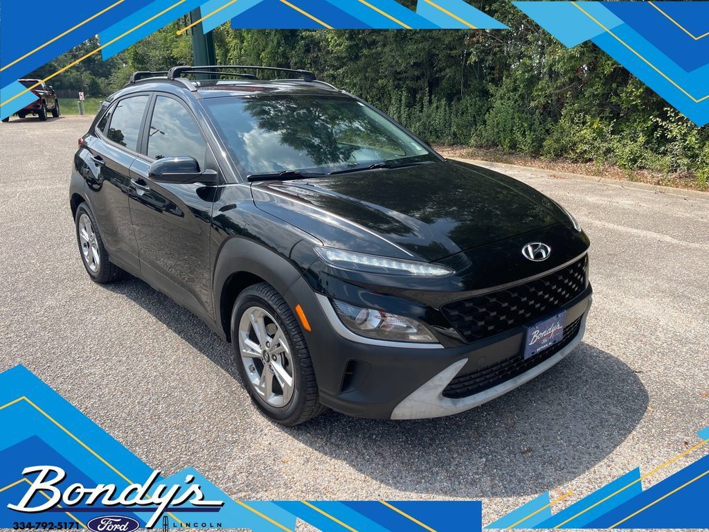 Used 2022 Hyundai Kona SEL FWD image 1