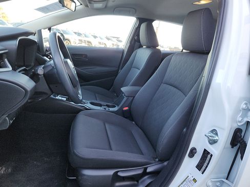 Used 2024 Toyota Corolla LE image 13