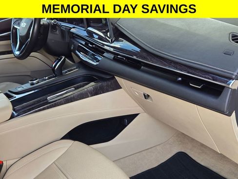 Used 2023 Cadillac Escalade Premium Luxury w/ Performance Package AWD/4WD image 29