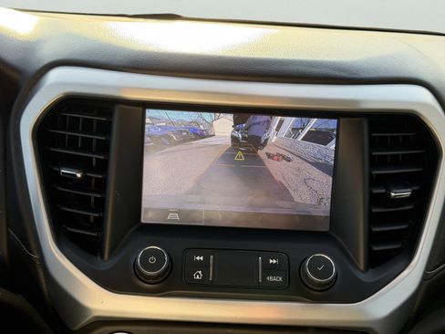 Used 2023 GMC Acadia SLT AWD/4WD image 31