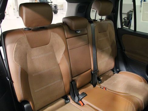 Certified 2024 Mercedes-Benz GLB 250 4MATIC image 26