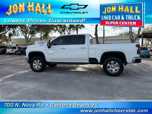 Used 2023 Chevrolet Silverado 2500 LTZ image 5