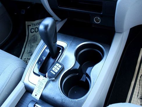 Used 2018 Honda Pilot LX image 23