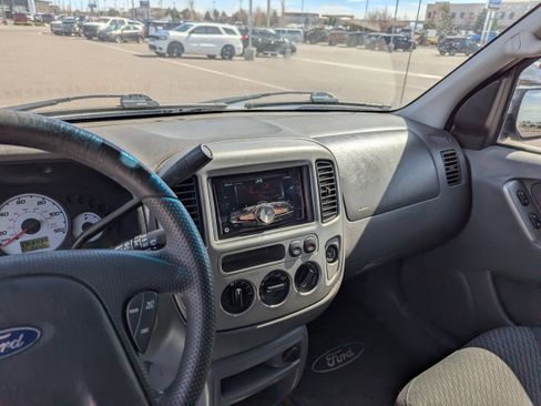 Used 2003 Ford Escape XLT FWD image 20