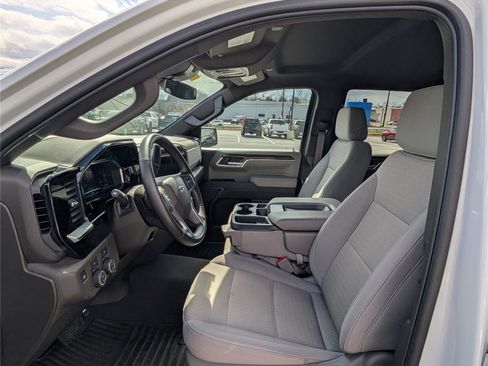 Used 2024 Chevrolet Silverado 1500 RST AWD/4WD image 14