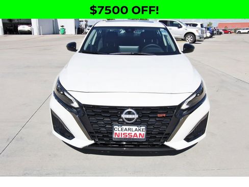 New 2025 Nissan Altima 2.5 SR w/ SR Premium Package image 2