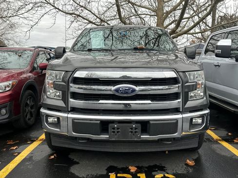Used 2017 Ford F150 Lariat w/ Equipment Group 501A Mid image 6