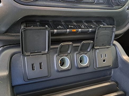 Used 2019 Chevrolet Silverado 2500 LTZ w/ Duramax Plus Package image 20