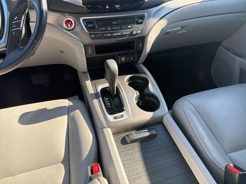 Used 2018 Honda Pilot EX-L image 17