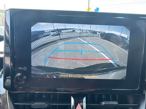 Used 2024 Toyota Corolla LE image 30